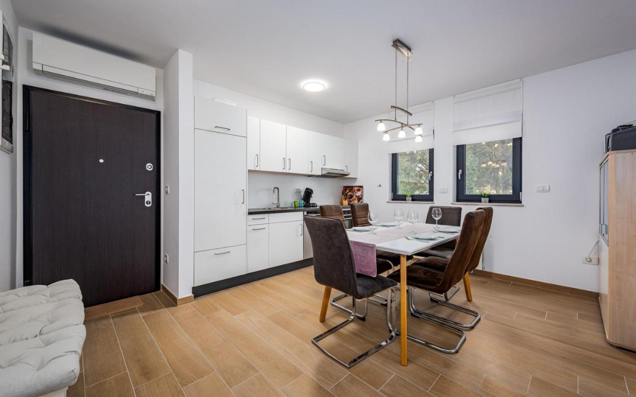 אומאג Punta Mary House With Apartment מראה חיצוני תמונה